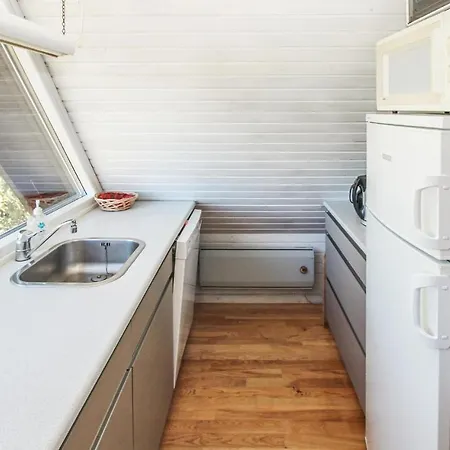 2 Bedroom Beautiful In Samso